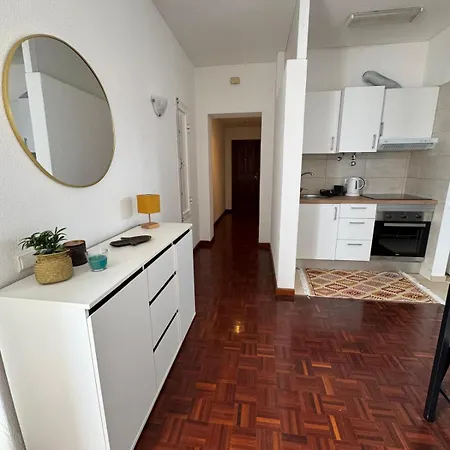 America * Funchal (Madeira)